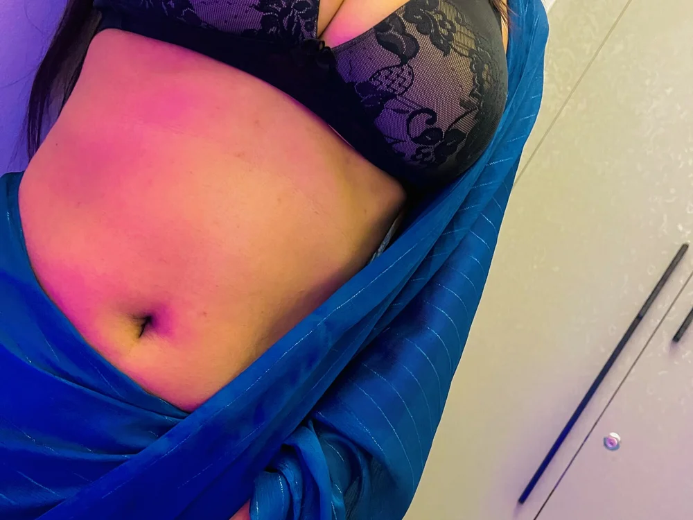 Dhara32's Offline XXX Chat
