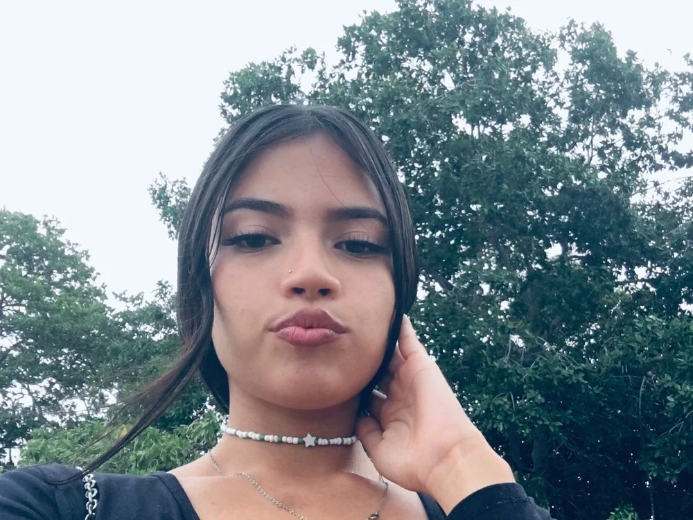 Offline chatovací místnost _alison__x