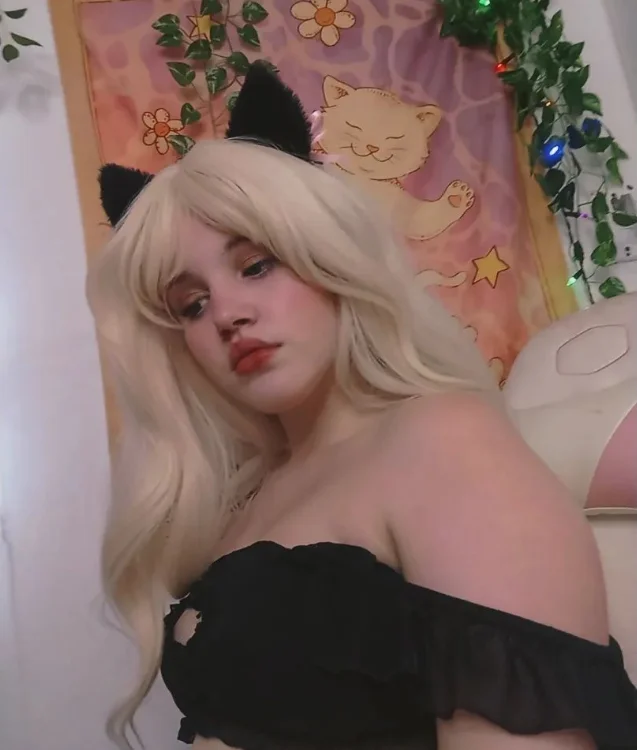 Kitty-Souffle Chat XXX offline