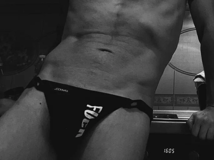 MacroApostrophe211's Offline XXX Chat