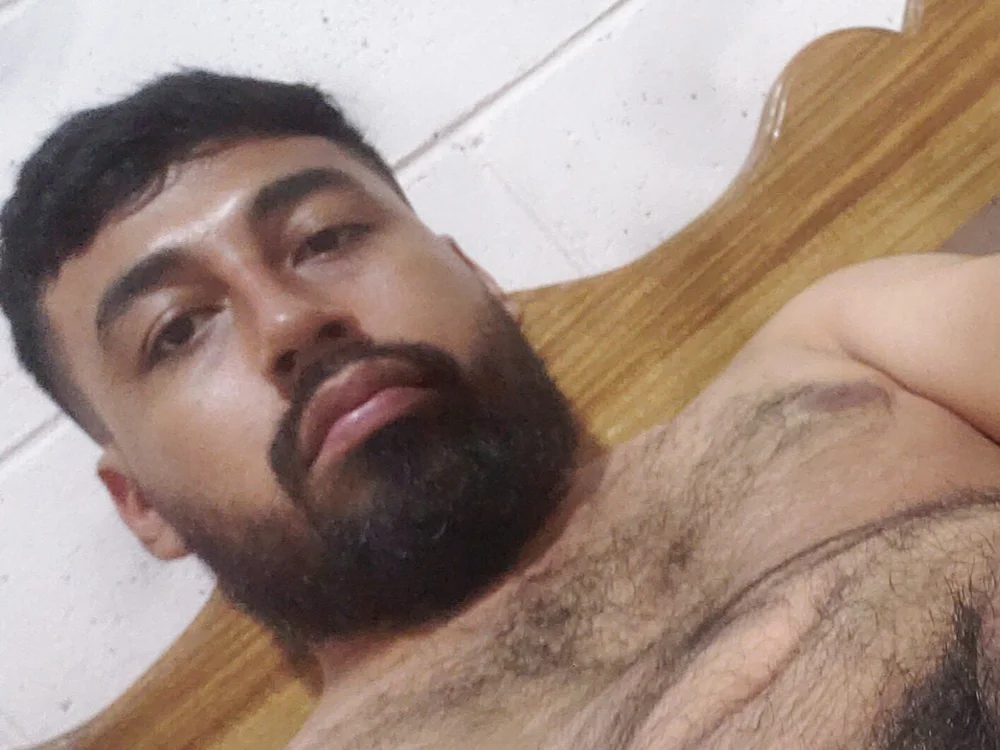 dirty_boy99's Offline Chat Room