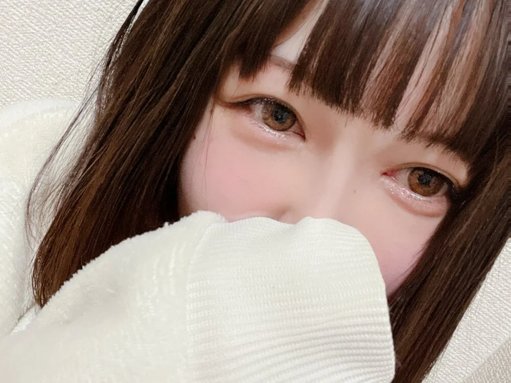 Chiak_ouo Chat XXX Ngoại tuyến