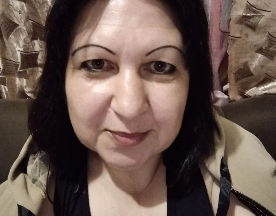 Ksushalove888's Offline Chat Room