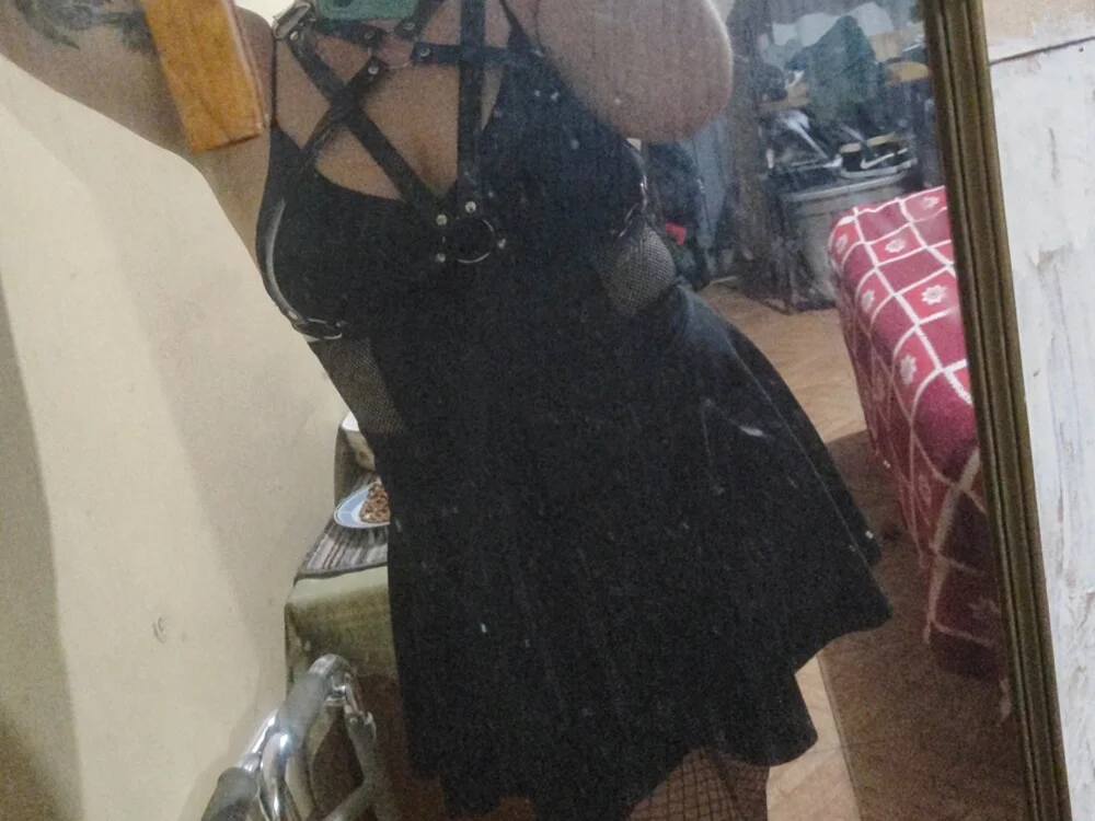 Mi-qi Chat XXX offline