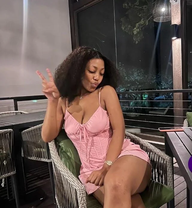 Офлайн-чат XXX Leratomphogo