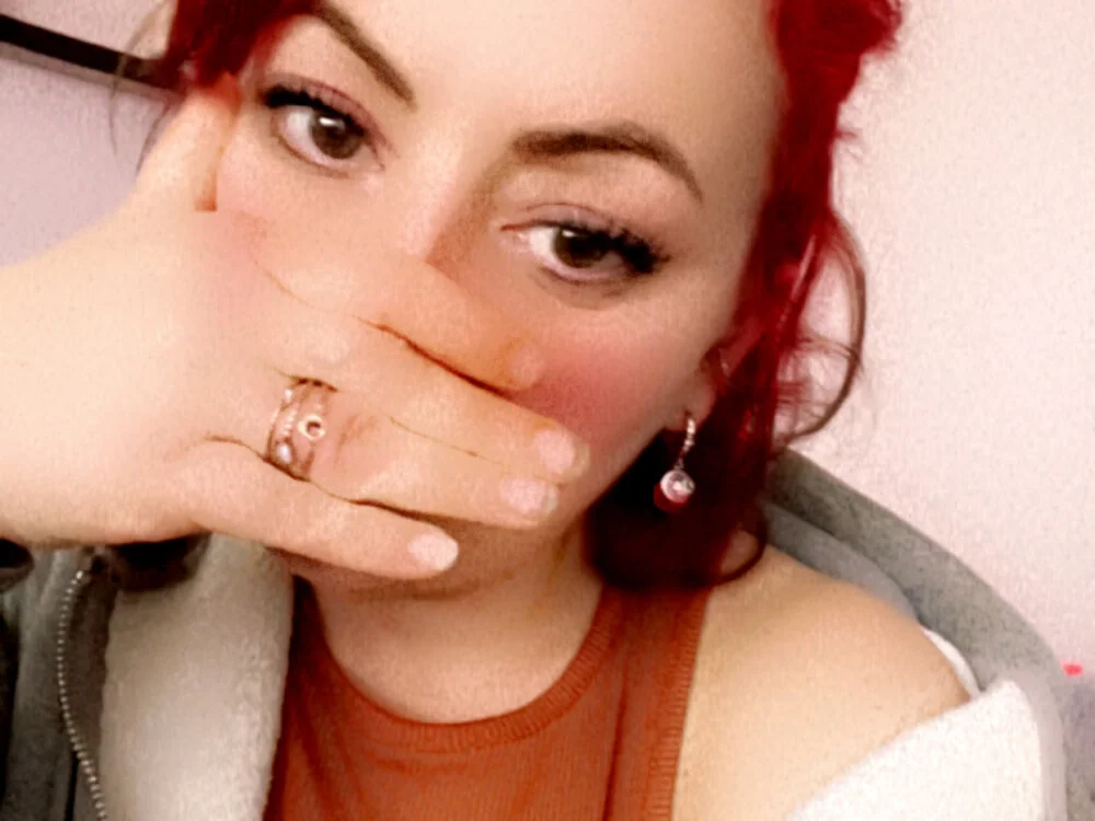 aphrodite75000 離線 XXX 聊天