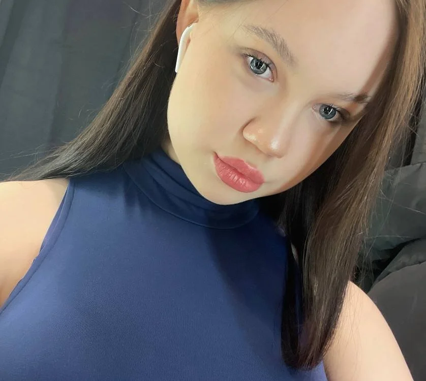 BeautyTrisha's Offline XXX Chat