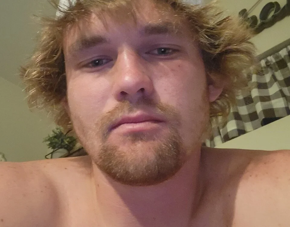 Girthystr8 offline XXX-chat