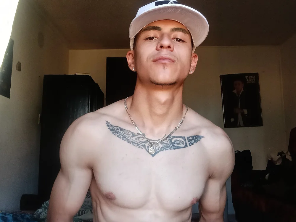 Juanka_King's Offline XXX Chat