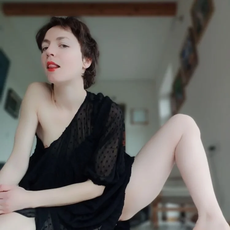 Stormy_Jade's Offline XXX Chat