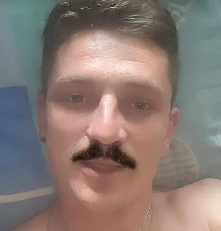 Sourced_Case's Offline Chat Room