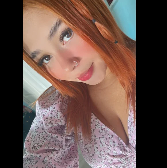 mia_18v Chat XXX offline