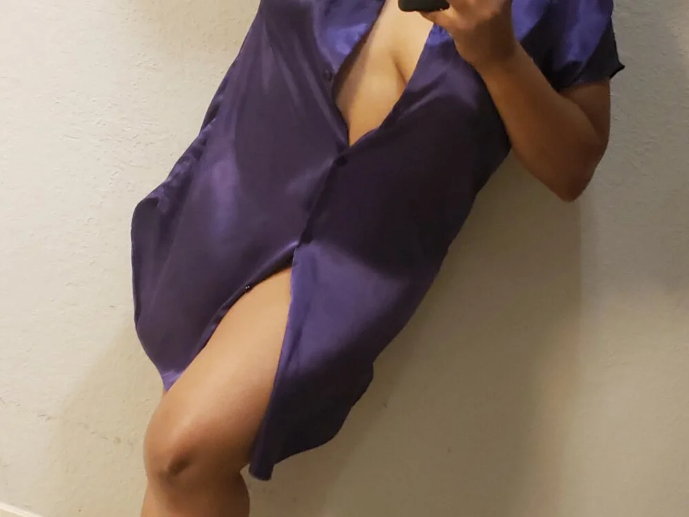 Cynamin_LaTeyy87 Chat XXX Ngoại tuyến