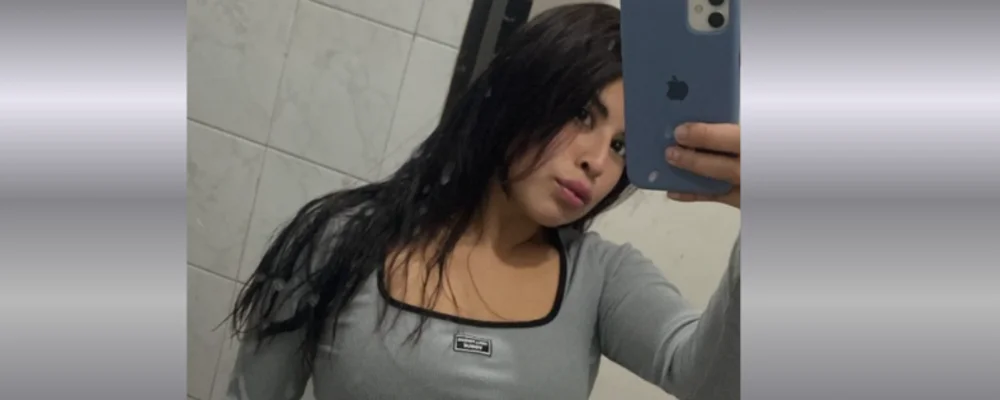 babeisabella Adlı Modelin Çevrimdışı Sohbet Odası