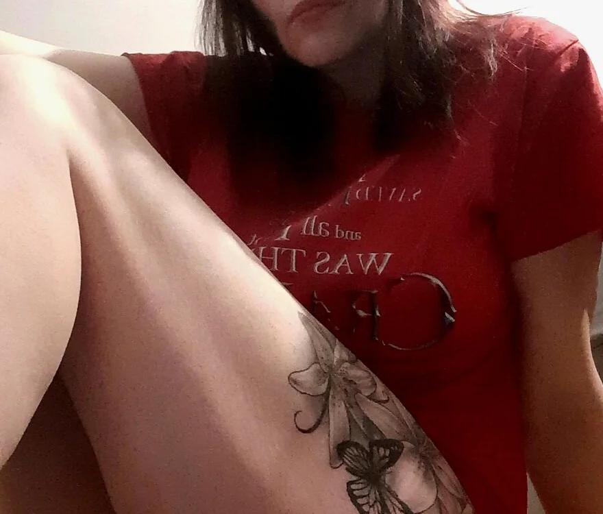 foxyreddom's Offline XXX Chat