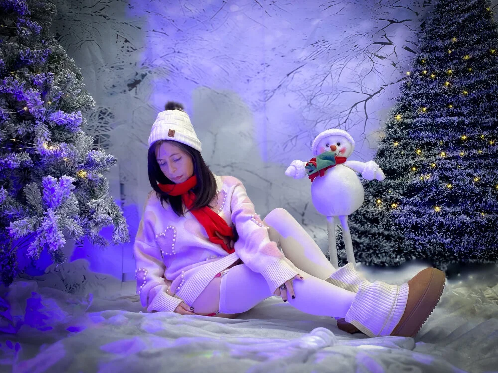 SabinaDeluxe_cg Chat XXX offline