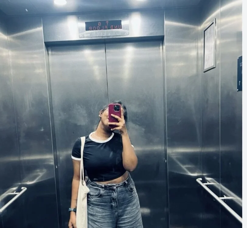 WYLD-SHEENAのオフラインXXXチャット