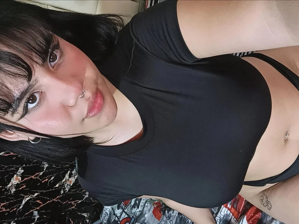 LOREN_ZOE's Offline Chat Room