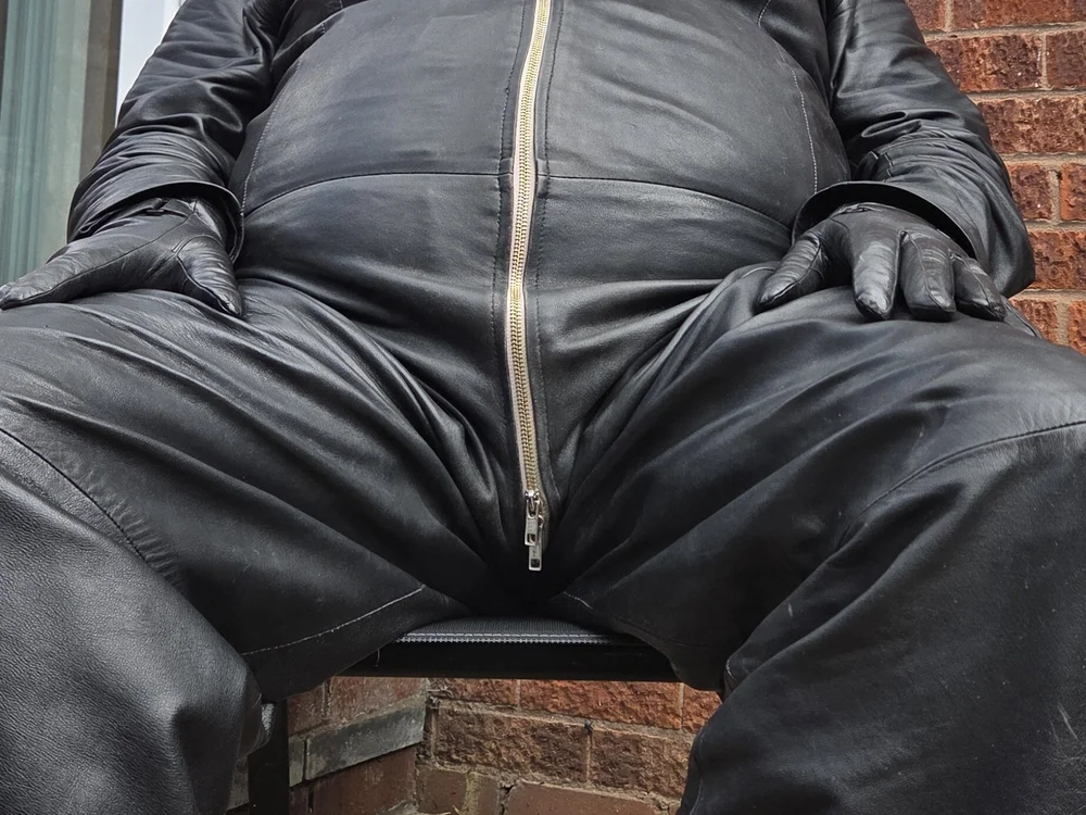 Czat XXX offline – Leatherman63