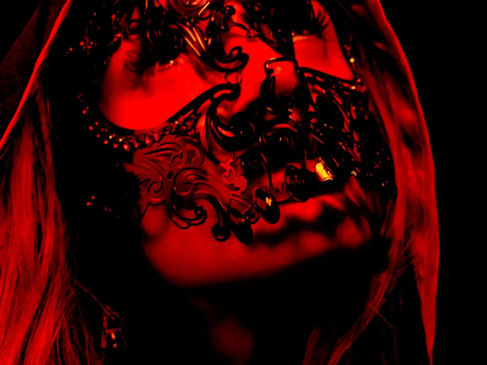 EriInTheSkyWithDiamonds' Offline XXX Chat