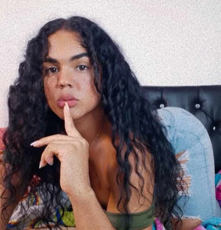 meelisaa Chat XXX Ngoại tuyến