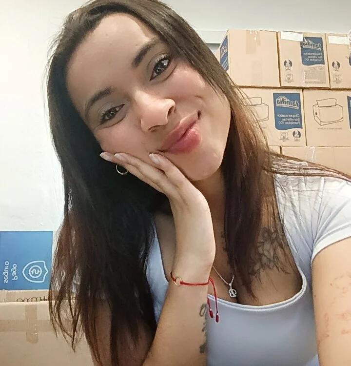 -Tyra_'s Offline XXX Chat