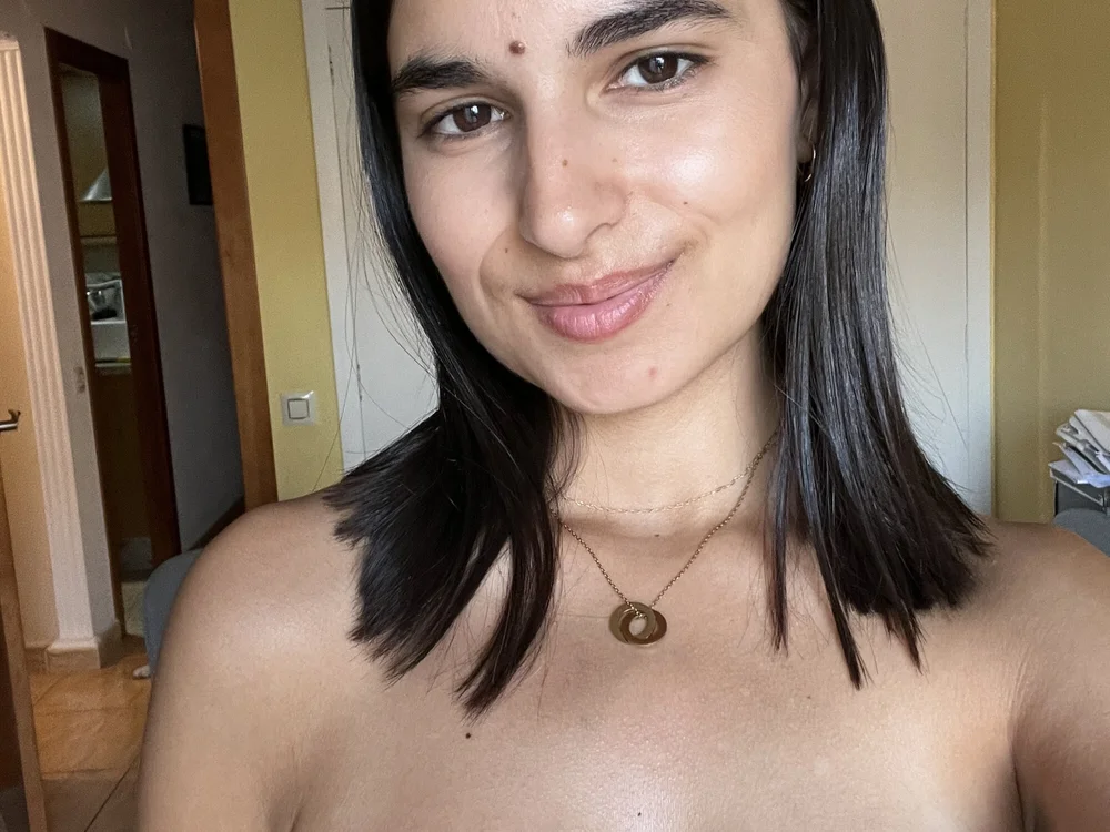 AriaRouge's Offline XXX Chat