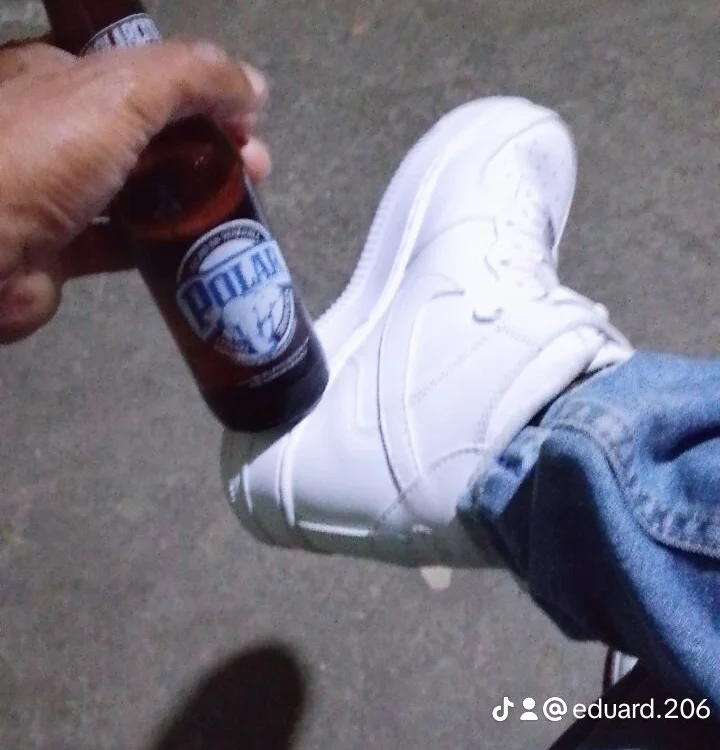 Chatroom XXX hors ligne de Eduard29@xh