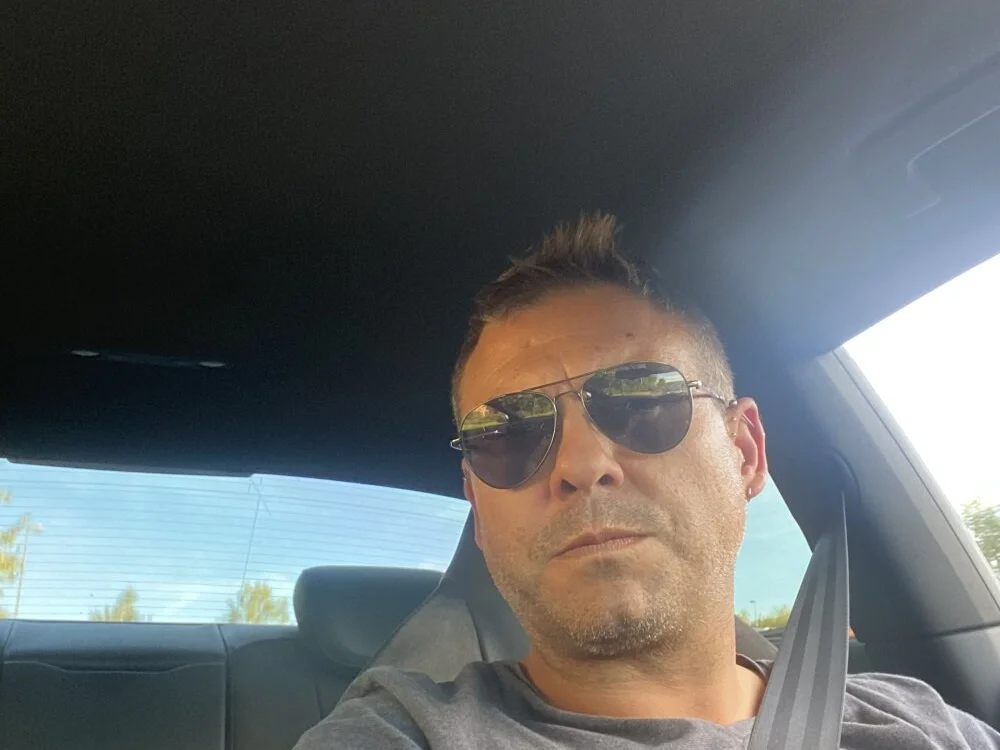 GreasedWhopper offline XXX-chatje