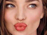 Chat XXX ao vivo de lololara20300