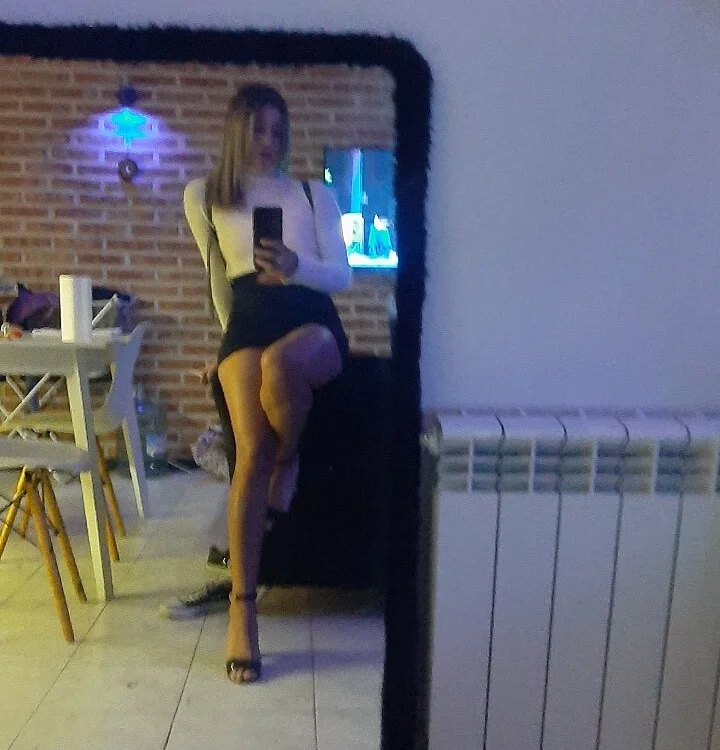Atena_Stronge's Offline XXX Chat