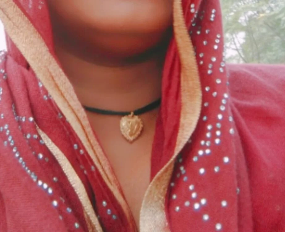 Chat +18 off-line de Indian-couple2025