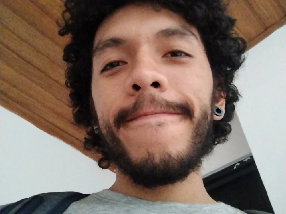 Copoazu_'s Offline Chat Room