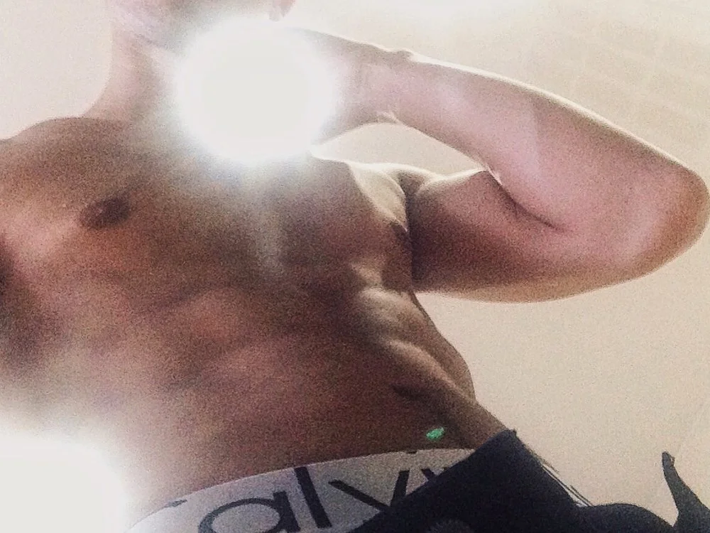 AlanDeNavarre Offline XXX-Chat