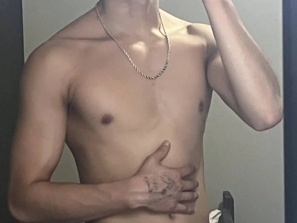 alexismar28's Offline XXX Chat