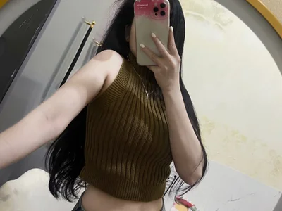 Em_Lyly - Girl 