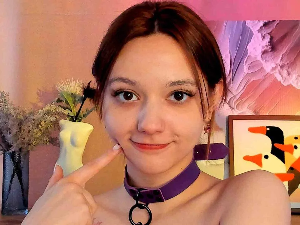 Chat +18 de MiaSkyKiss ao vivo