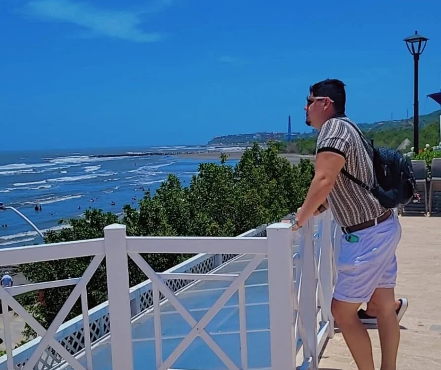 mister_cum1999 offline XXX-chat