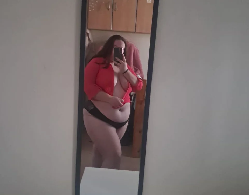 Gabi_licious' Offline Chat Room
