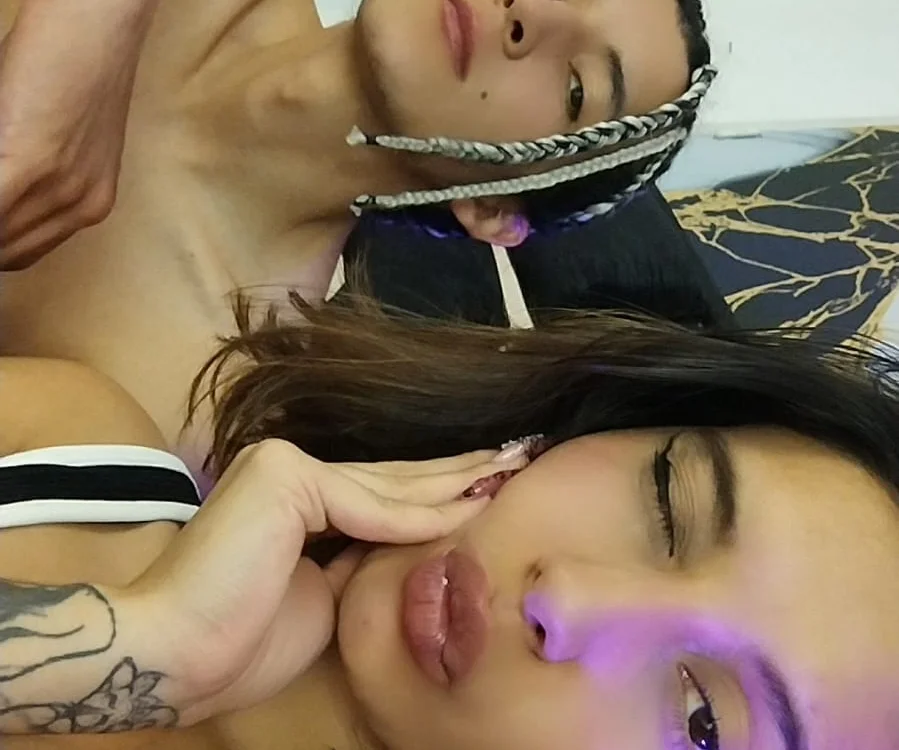Bellaandvestiacsn Live XXX chat