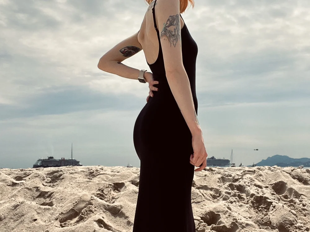 queen_kay_fox's Offline Chat Room