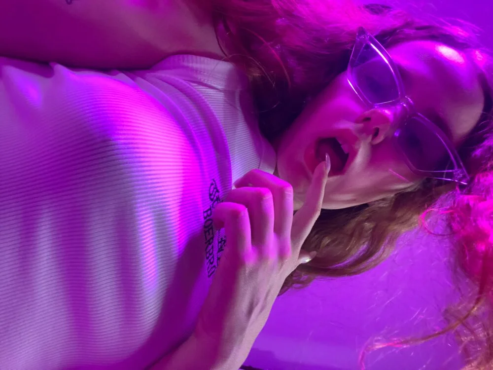 Fox_Lisa Offline XXX-Chat