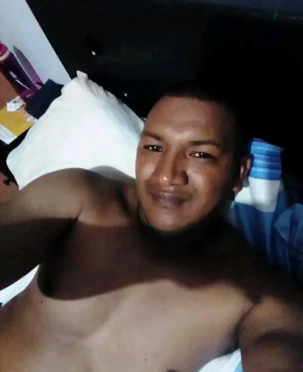 mellyz82 offline chatrum