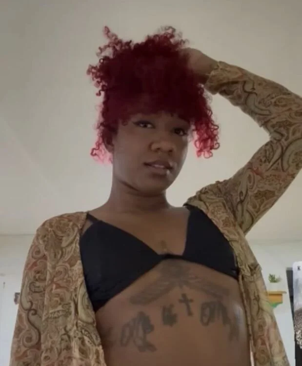 desiree_moon's Offline XXX Chat