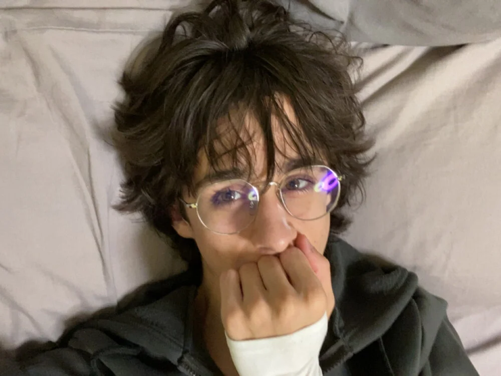 kgzmeoww's Offline XXX Chat