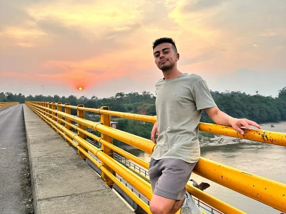 santiago_luxx cam model