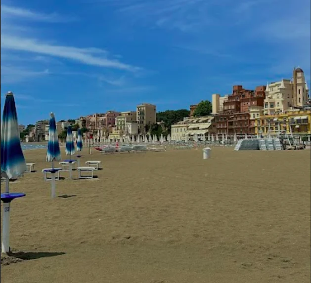 tayylor_m Chat XXX offline