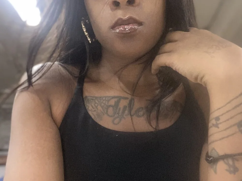 Czat XXX offline – Munchonyummy