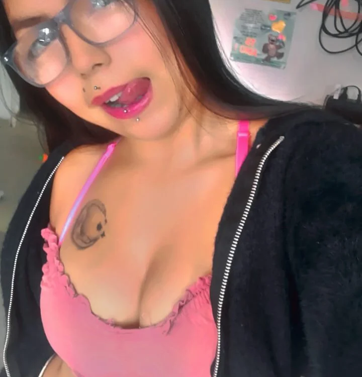 ameliamiller23's Offline XXX Chat