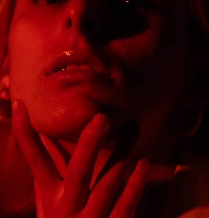 EasterDrews' Offline XXX Chat